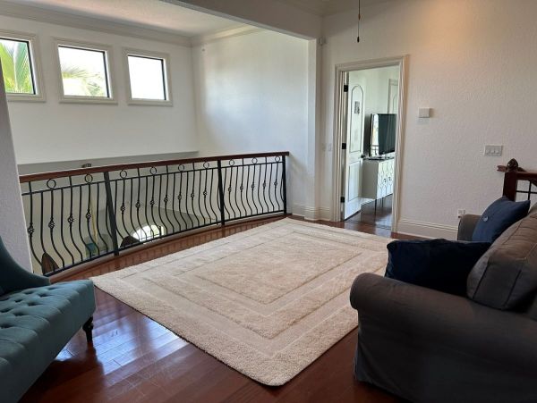 Luxury Four Bedroom Vacation Rental on Longboat Key Sleeps 8